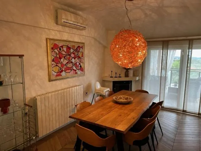 Casa La Vida 펜션 Galižana